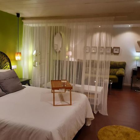 Studio 7 Simancas Bagian luar foto
