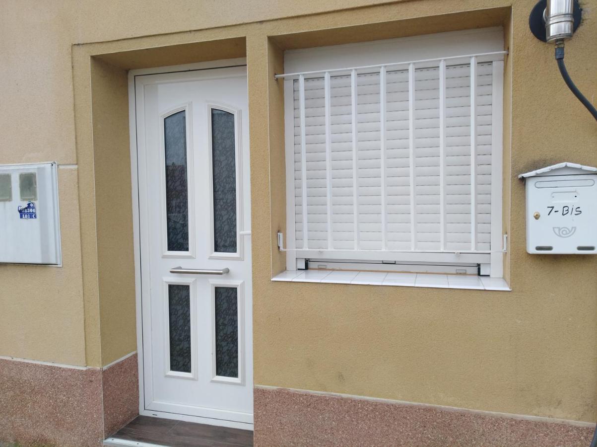 Studio 7 Simancas Bagian luar foto
